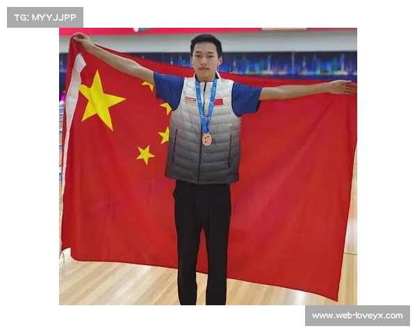 中国男子团体型队逆转印尼夺铜创历史实现该项目奖牌零的突破