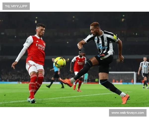 勒沃库森2-2纽卡斯尔，两队对攻场面精彩